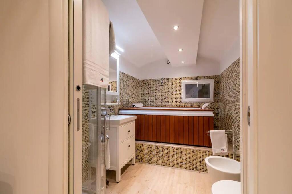 Appartamento Moscova - Garibaldi Lusso, Sauna E Idromassaggio